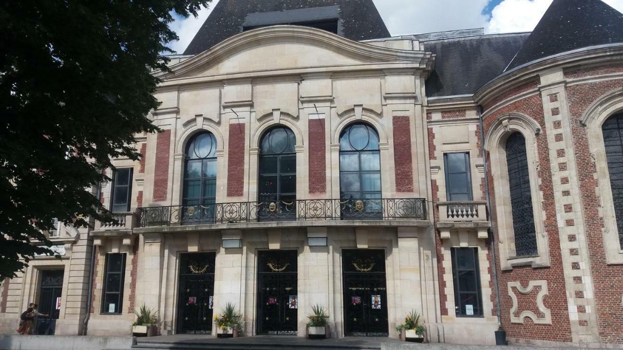 Suite 7 Du Temple 2 Chambres Sans Cuisine Cambrai Eksteriør billede